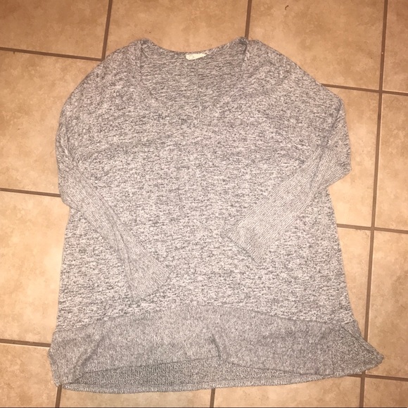 Olivia Rae sweater - Picture 2 of 5